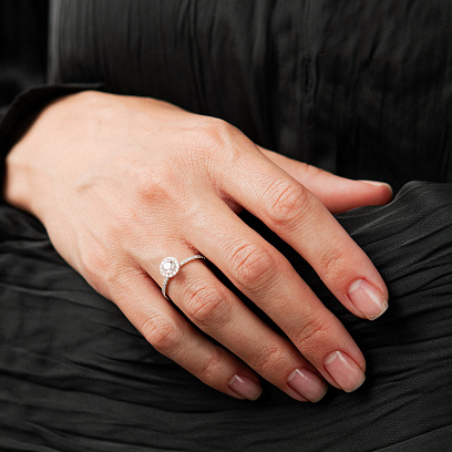 Золотое кольцо с бриллиантами 244651121 №4