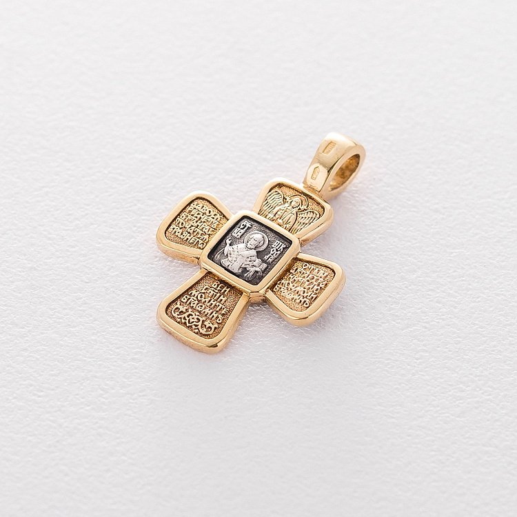 Серебряный крест с позолотой 132289 от ювелирного магазина Оникс - 1