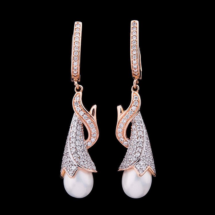 Золотые серьги с жемчугом и фианитами с03496 от ювелирного магазина Оникс - 1