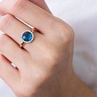 Золотое кольцо с голубым и белыми фианитами к06759 от ювелирного магазина Оникс - 2