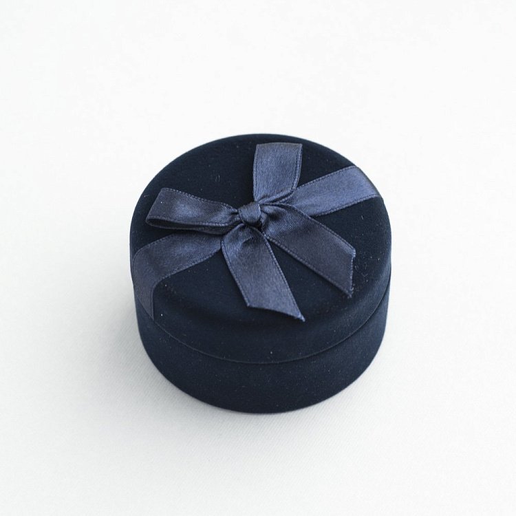 Футляр для прикрас 4108с від ювелірного магазину Онікс