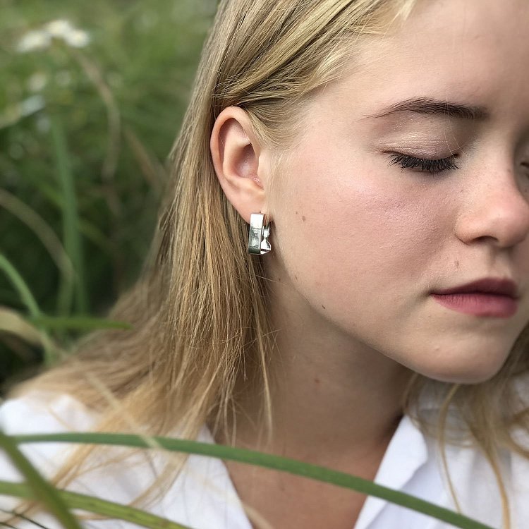 Серебряные серьги на итальянской застежке 122539 от ювелирного магазина Оникс - 4