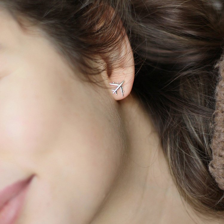 Золотые серьги-пусеты "Самолетик" с06678 от ювелирного магазина Оникс - 6