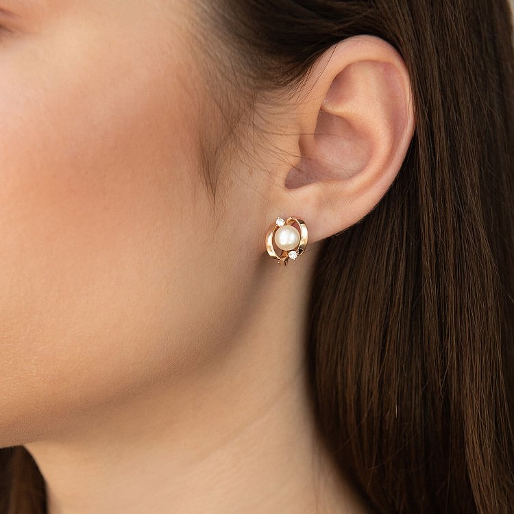 Золоті сережки з культ. прісн. перлами і фіанітами с05238 від ювелірного магазину Онікс - 4