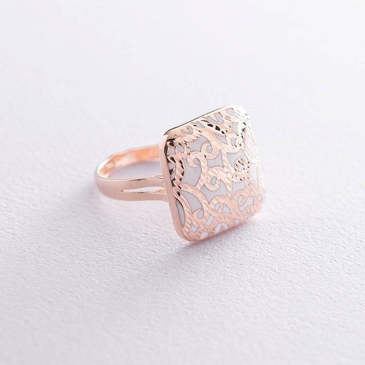 Золотое кольцо с эмалью к05653 от ювелирного магазина Оникс