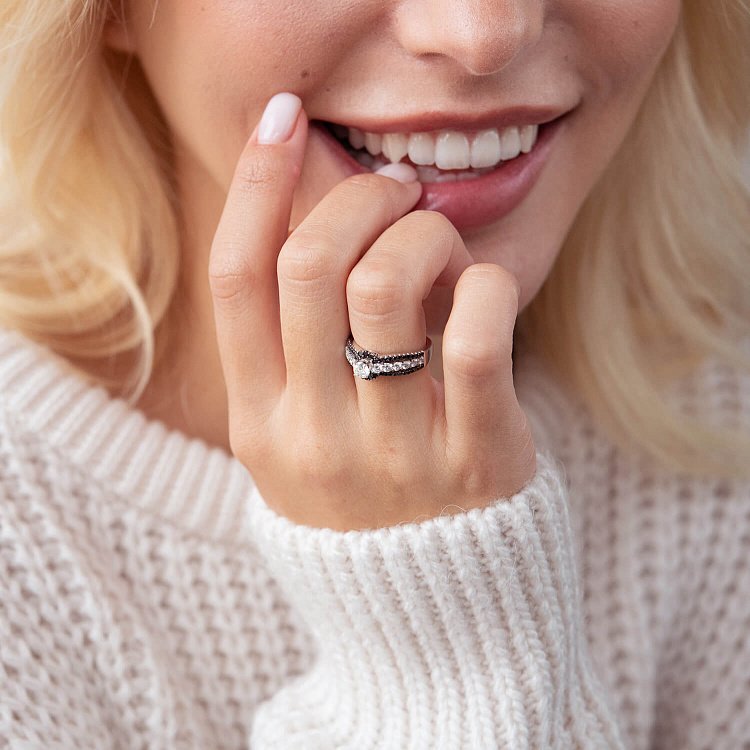 Кольцо золотое (бриллианты) к473 от ювелирного магазина Оникс - 2