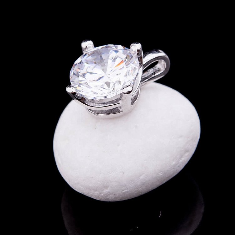 Срібна підвіска з фіанітом 132237 від ювелірного магазину Онікс - 2