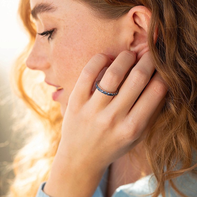 Золотое кольцо с дорожкой камней (сапфиры) кб0443gl от ювелирного магазина Оникс - 5