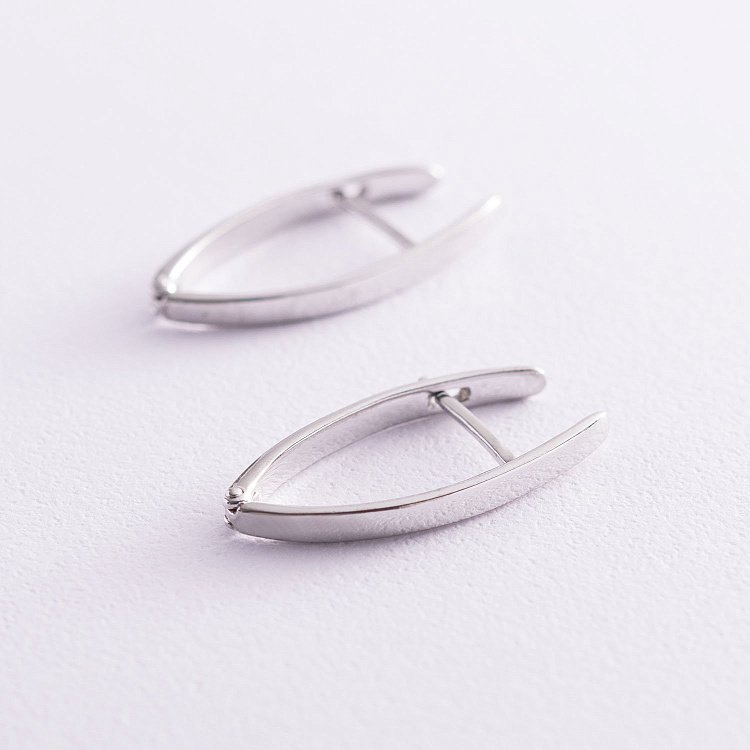 Серьги Минимализм в белом золоте с06993 от ювелирного магазина Оникс