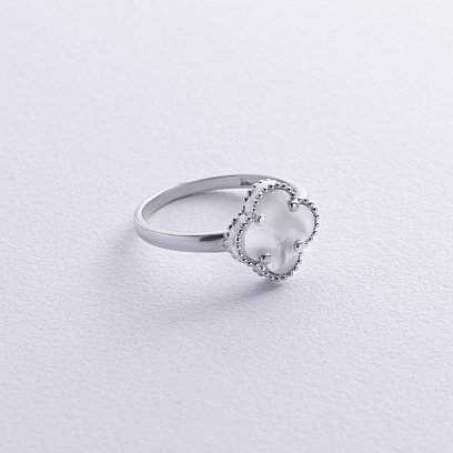 Срібна каблучка "Конюшина" з перламутром 112764