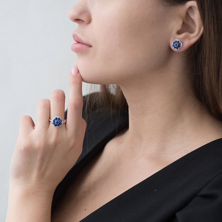 Золоті сережки-пусети з діамантами і сапфірами E00783mi від ювелірного магазину Онікс - 1