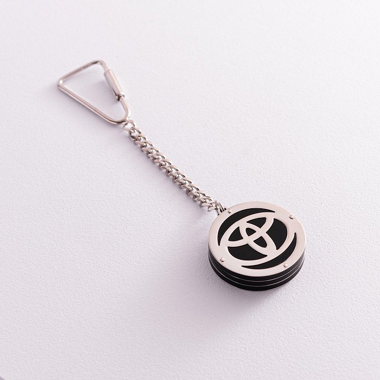 Брелок "Toyota" 10041 від ювелірного магазину Онікс