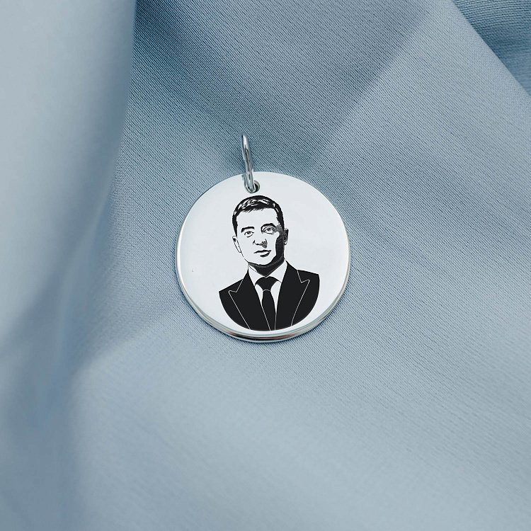 Серебряный кулон "Наш президент Владимир Зеленский" 132724зе от ювелирного магазина Оникс