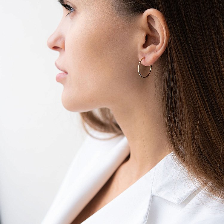 Серьги - кольца в желтом золоте (2.2 см) с07141 от ювелирного магазина Оникс - 1