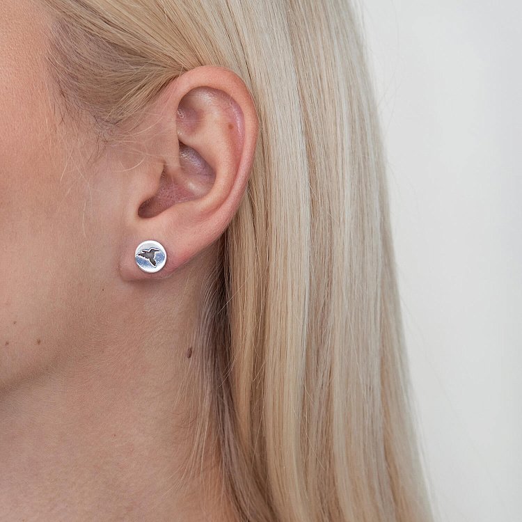 Сережки - пусети "Колібрі" у білому золоті с06704 від ювелірного магазину Онікс - 2