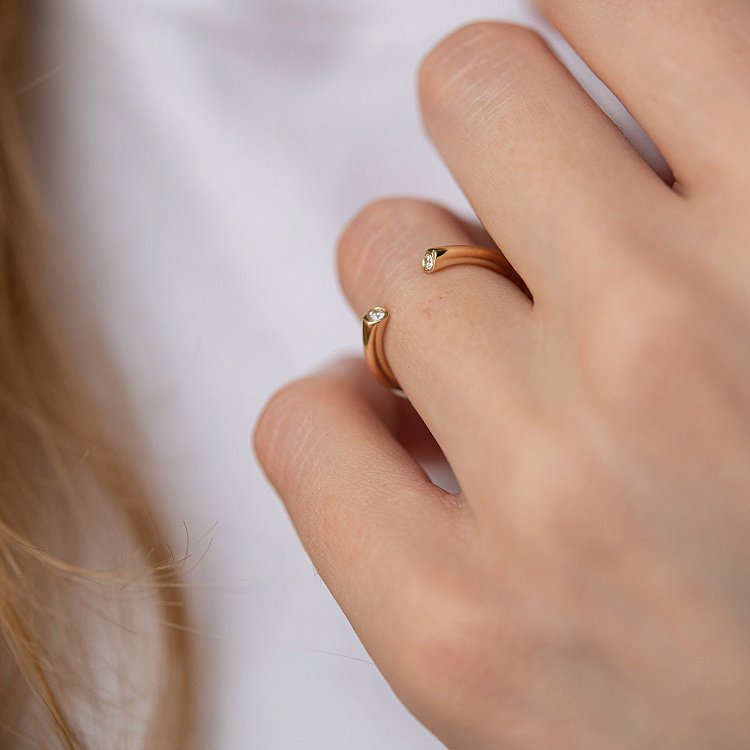 Каблучка "Джолін" в жовтому золоті (фіаніти) к07480 від ювелірного магазину Онікс - 5