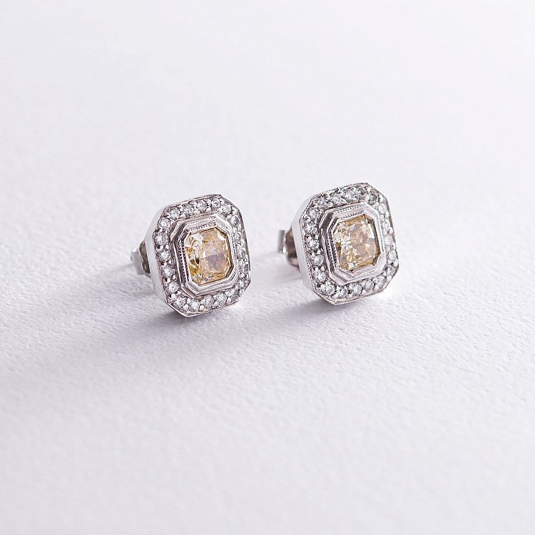 Золоті сережки з діамантами с537 від ювелірного магазину Онікс