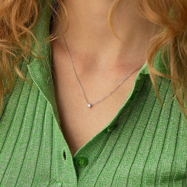 Колье в белом золоте с бриллиантом 732861121 от ювелирного магазина Оникс - 1