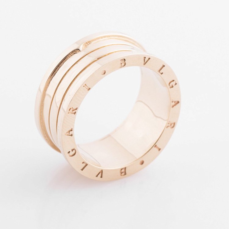 Золота каблучка без каменів к05236 від ювелірного магазину Онікс - 1