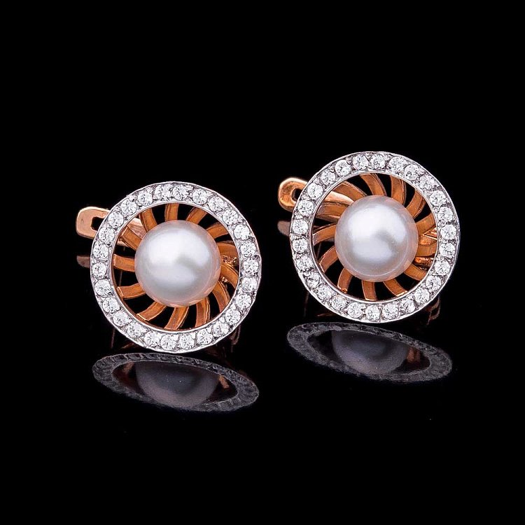 Золотые серьги с культ. пресн. жемчугом и фианитами с00568 - 1 Золотые серьги с культ. пресн. жемчугом и фианитами с00568 от ювелирного магазина Оникс - 1