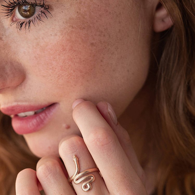 Каблучка "Змія" у червоному золоті к07103 від ювелірного магазину Онікс - 4