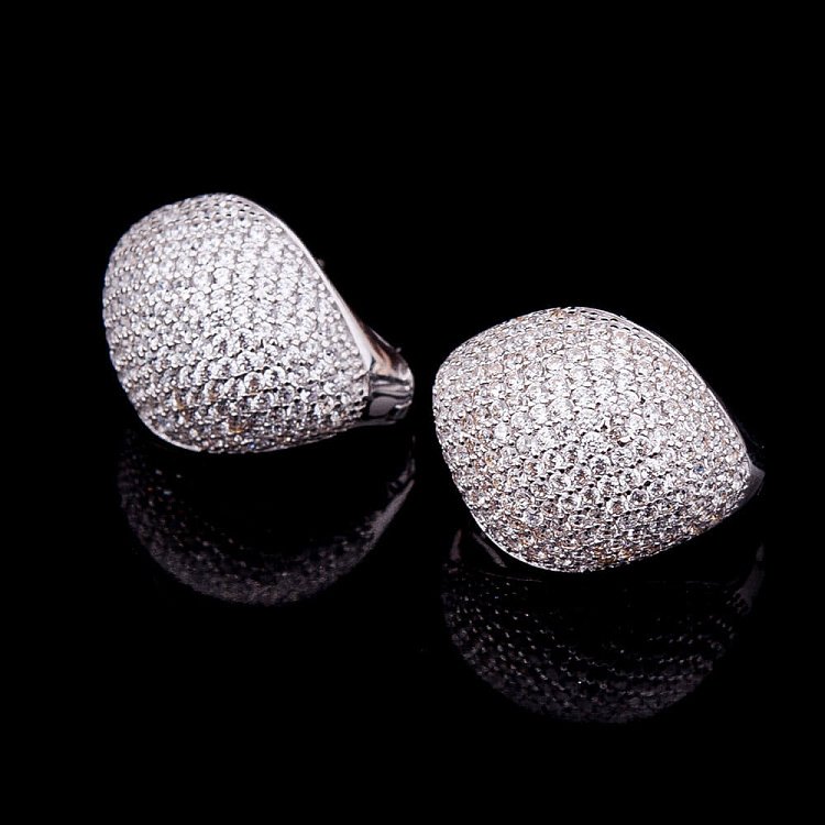 Золоті сережки з фіанітами с03662 від ювелірного магазину Онікс - 1