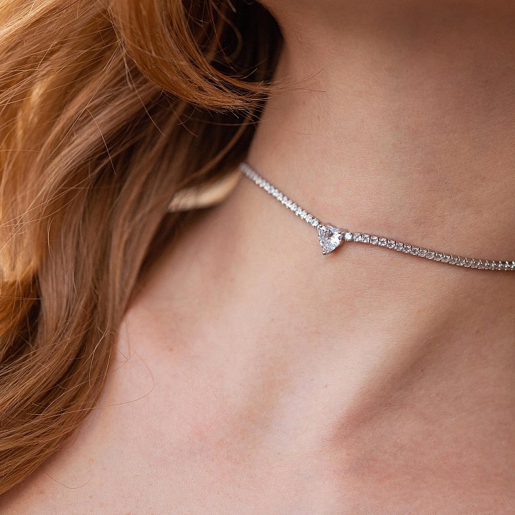 Срібне кольє - чокер "Сердечко" з фіанітами 181258 від ювелірного магазину Онікс - 2