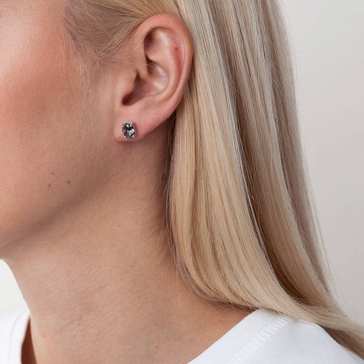 Срібні сережки - пусети (синтетичний топаз) 122177 від ювелірного магазину Онікс - 1