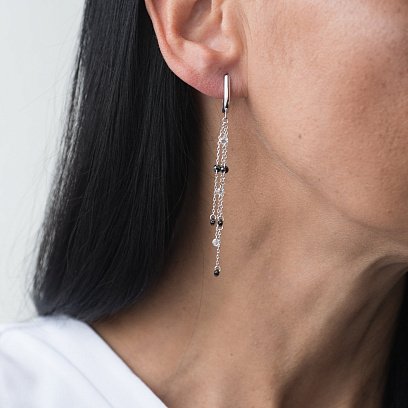 Серебряные серьги на английской застежке с фианитами 122548 №4