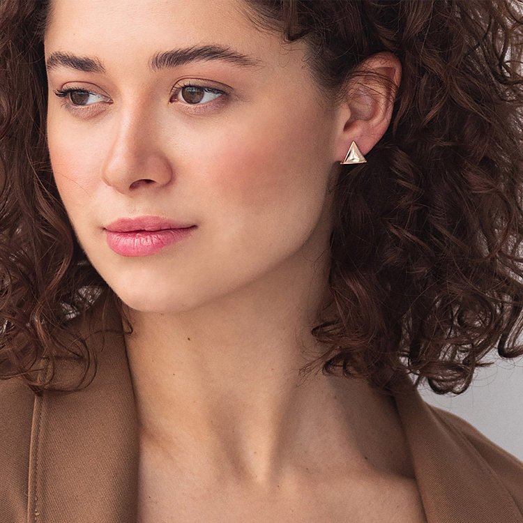 Серьги "Треугольники" (красное золото) с07737 от ювелирного магазина Оникс - 3