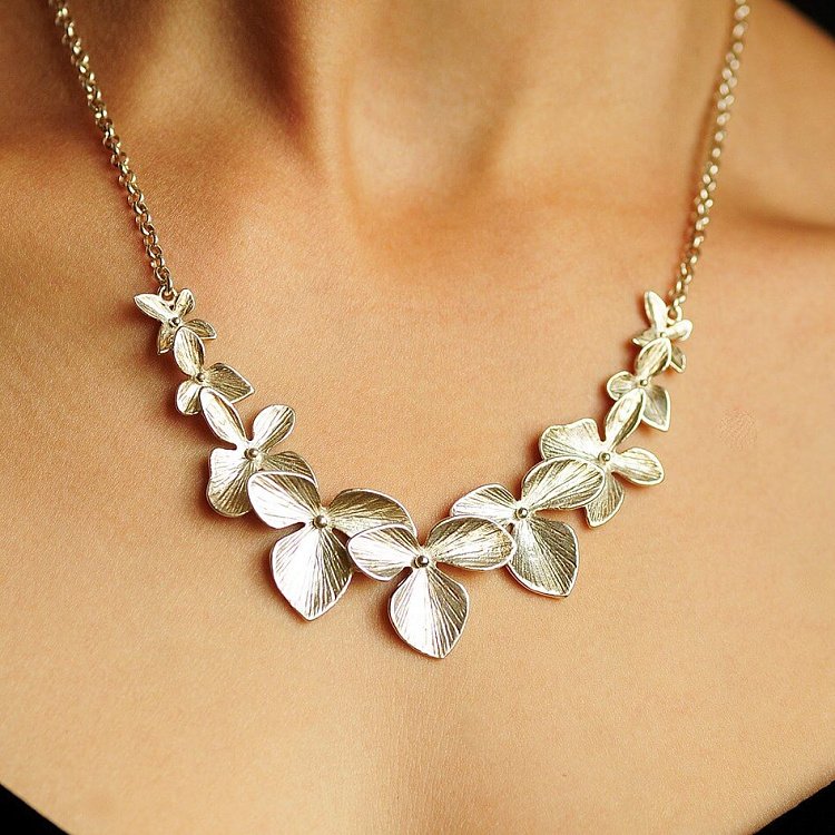 Серебряное колье "Цветочки" 18011 от ювелирного магазина Оникс - 6