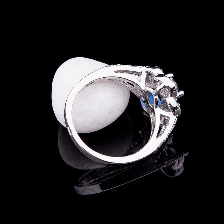 Кольцо с синтетической шпинелью синего цвета к09 от ювелирного магазина Оникс - 2