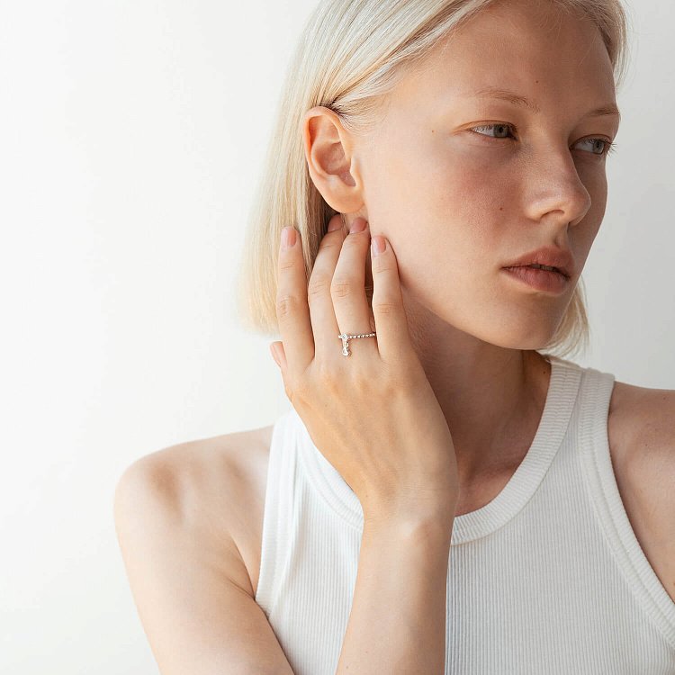 Каблучка "Сердечко" в білому золоті (фіаніт) к07057 від ювелірного магазину Онікс - 5