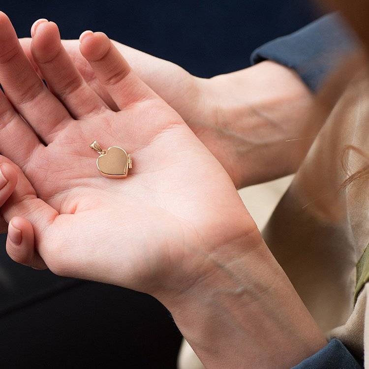 Золотий кулон "Сердечко" для фотографії п02939 від ювелірного магазину Онікс - 3