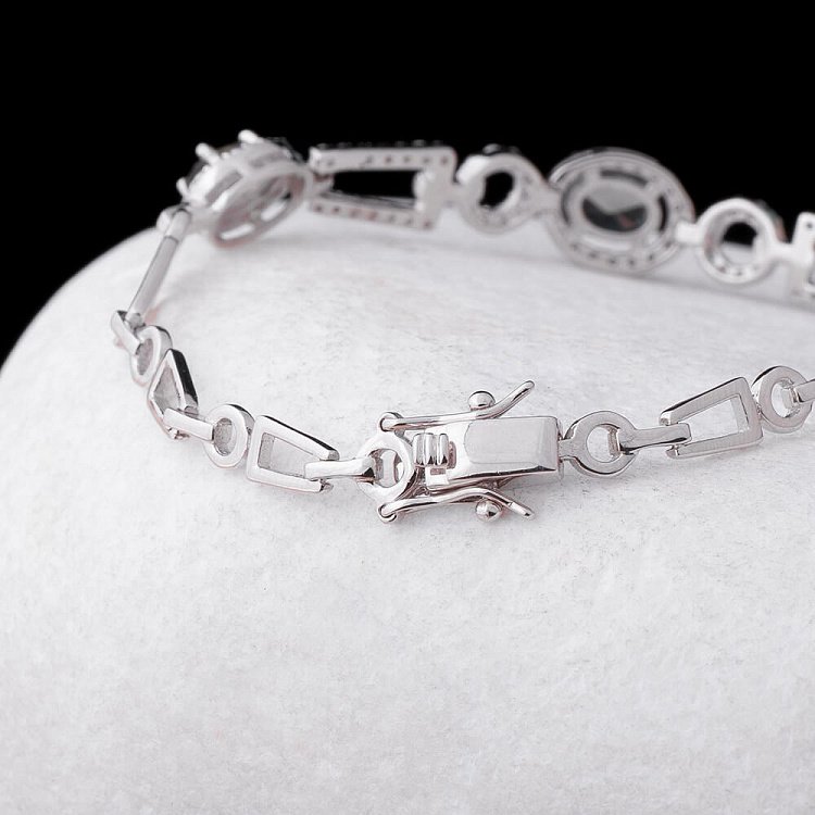 Родированный браслет (синтетическая шпинель, фианиты) б02 от ювелирного магазина Оникс - 2