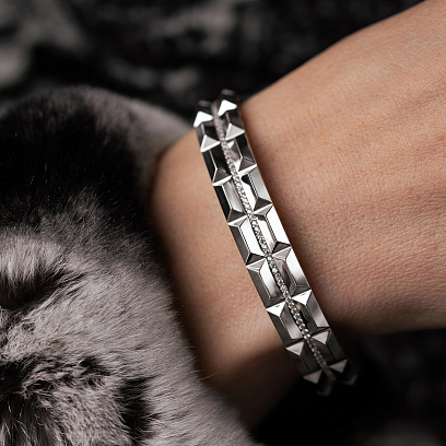 Жесткий браслет "Charlotte" с фианитами (белое золото) б05815 №2