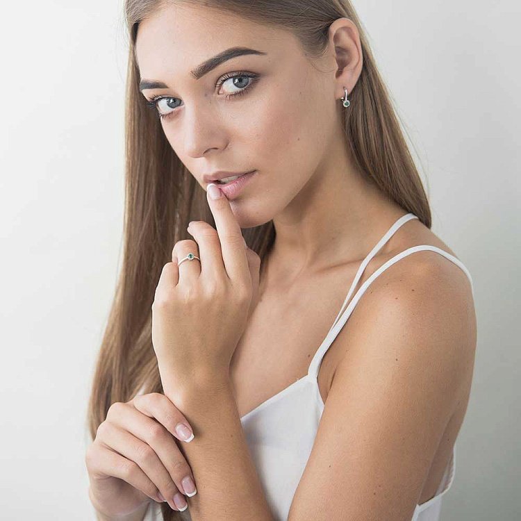 Помолвочное кольцо с бриллиантами и изумрудом LDR0627-p от ювелирного магазина Оникс - 2