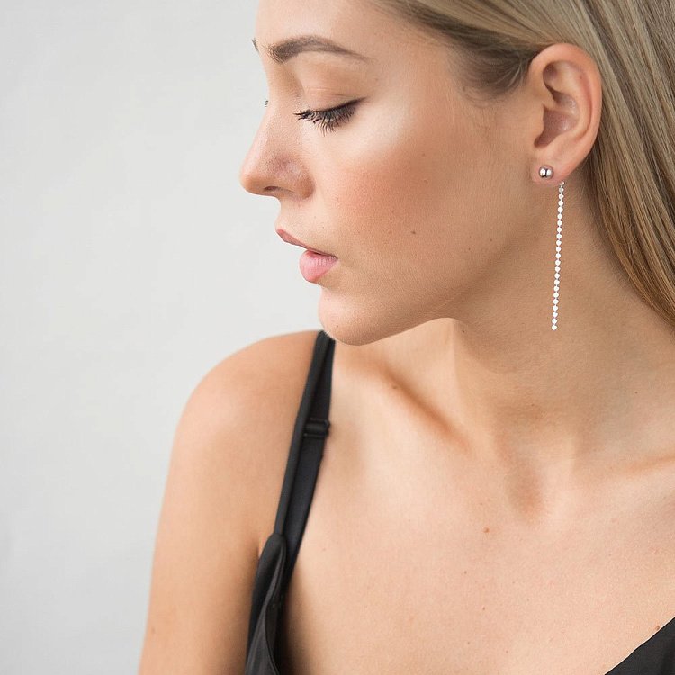 Срібні висячі сережки 123040 від ювелірного магазину Онікс