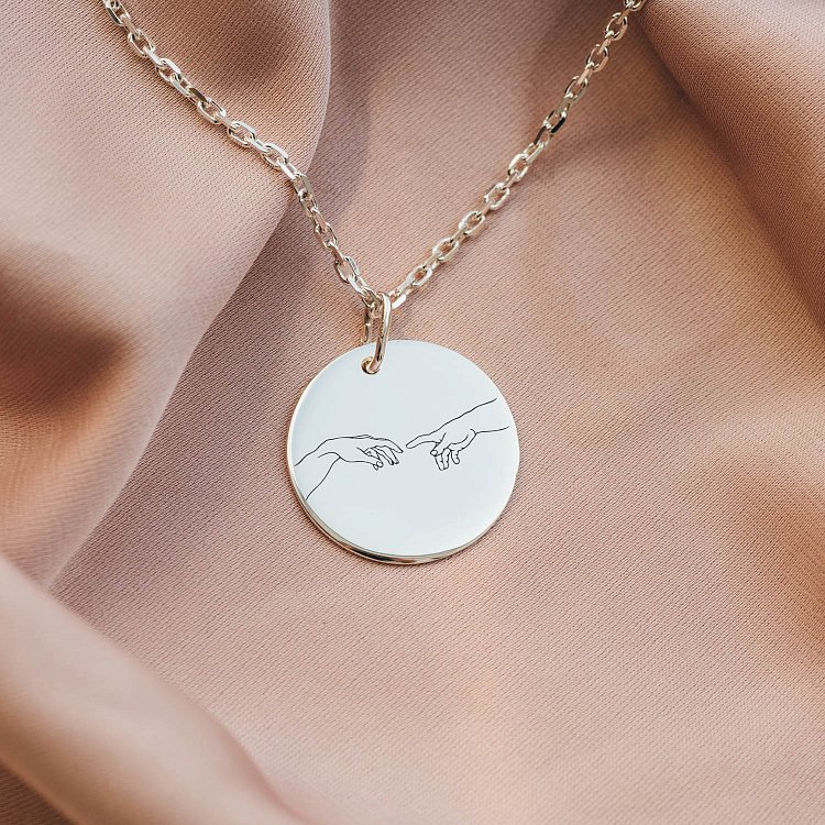 Серебряный кулон "Касание Создателя" (2.1 см) 133090соз от ювелирного магазина Оникс