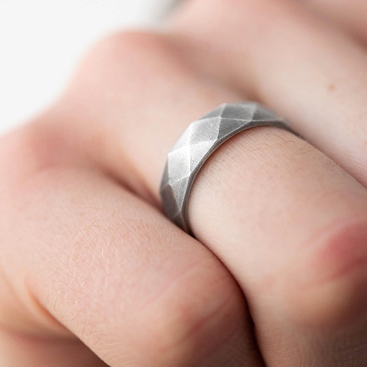 Срібна каблучка "Геометрія" 112706 від ювелірного магазину Онікс - 11