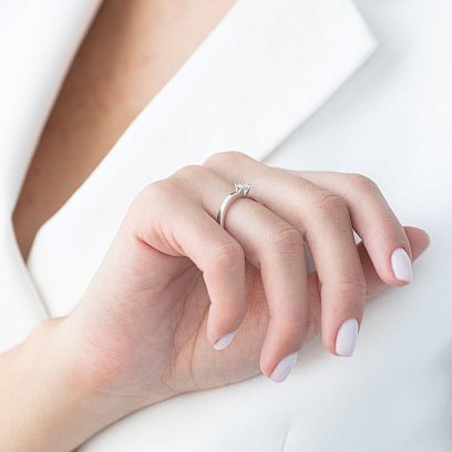 Помолвочное кольцо в белом золоте (бриллиант) кб06310 №2