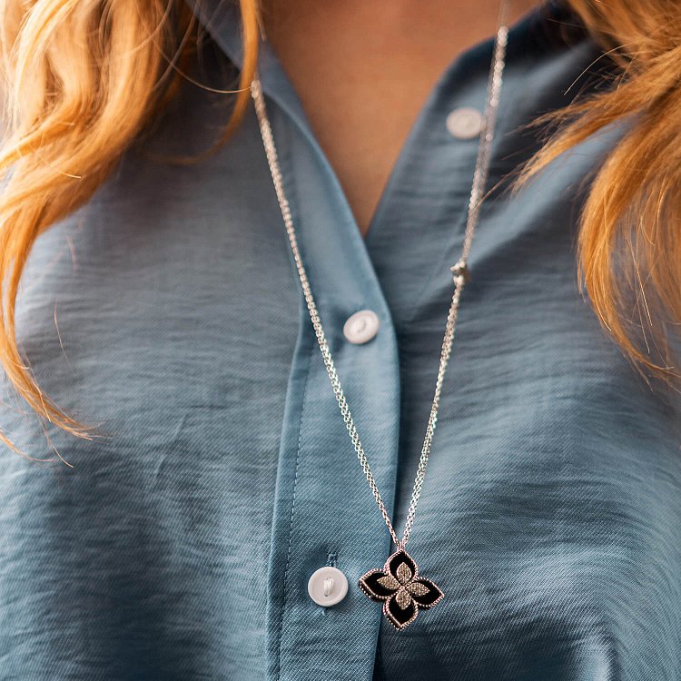 Серебряное колье "Клевер" (полимер, фианиты) 181232 от ювелирного магазина Оникс - 3