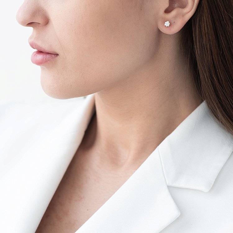 Золотые серьги-пусеты (бриллианты) сб0236 от ювелирного магазина Оникс - 1