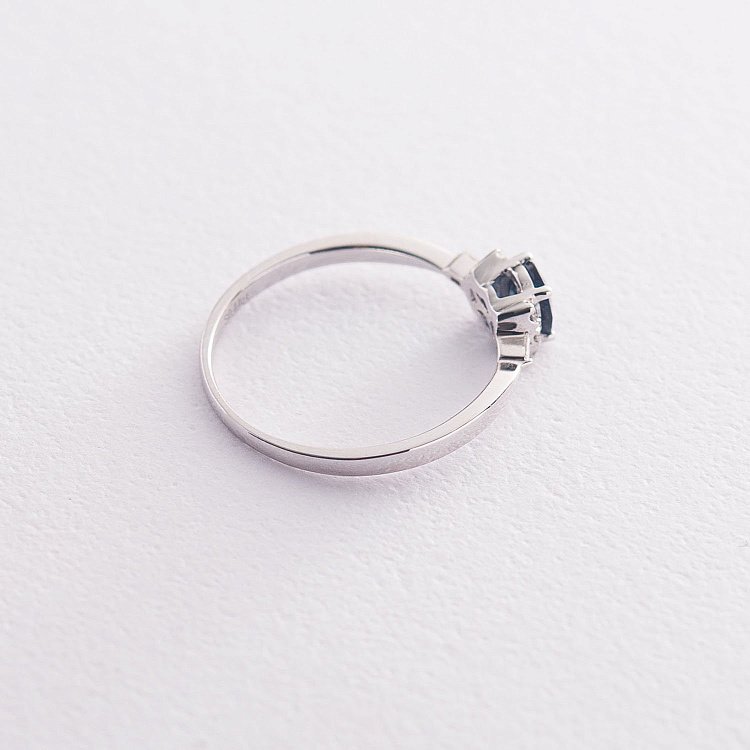 Золота каблучка з синім сапфіром і діамантами R5031Scha від ювелірного магазину Онікс - 1