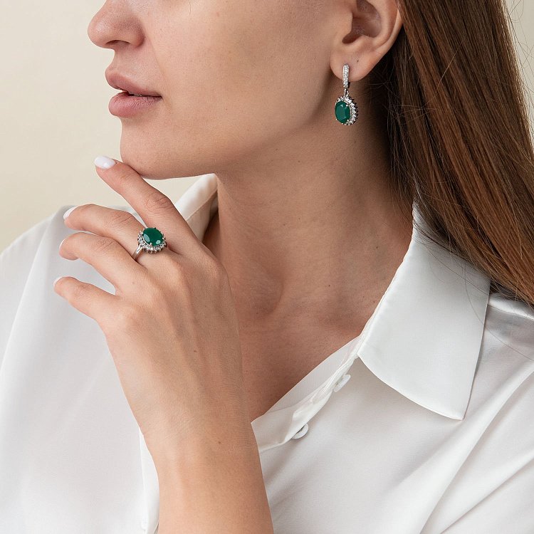 Серебряное кольцо с хризопразом и фианитами 111476 от ювелирного магазина Оникс - 2