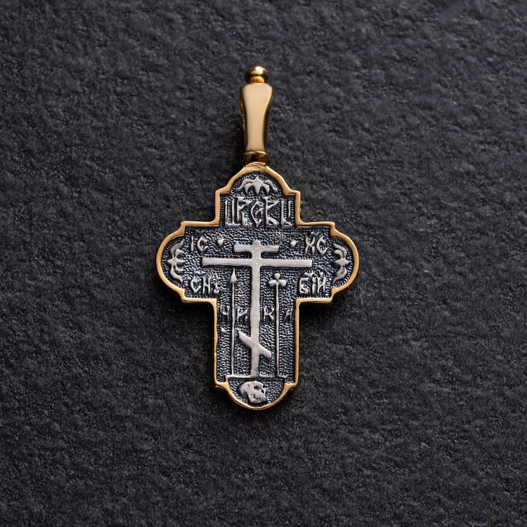 Серебряный крест с чернением и позолотой 132461 от ювелирного магазина Оникс