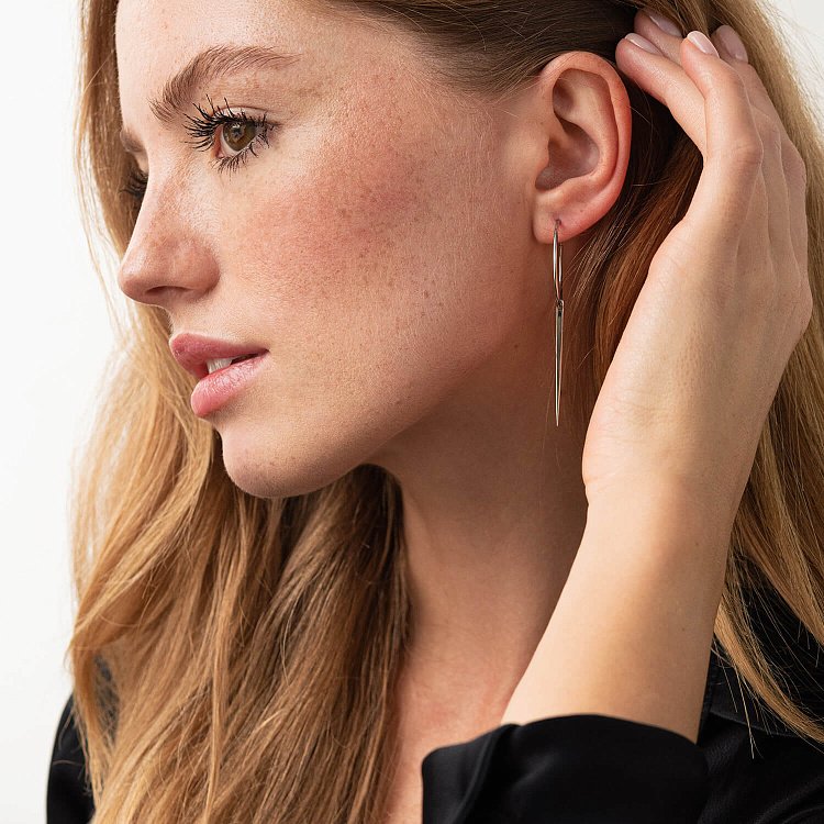 Срібні сережки - кільця "Асиметрія" 4853 від ювелірного магазину Онікс - 8