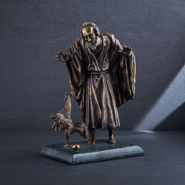 Бронзовая фигура ручной работы "Еврей с петухом" сер00016 от ювелирного магазина Оникс