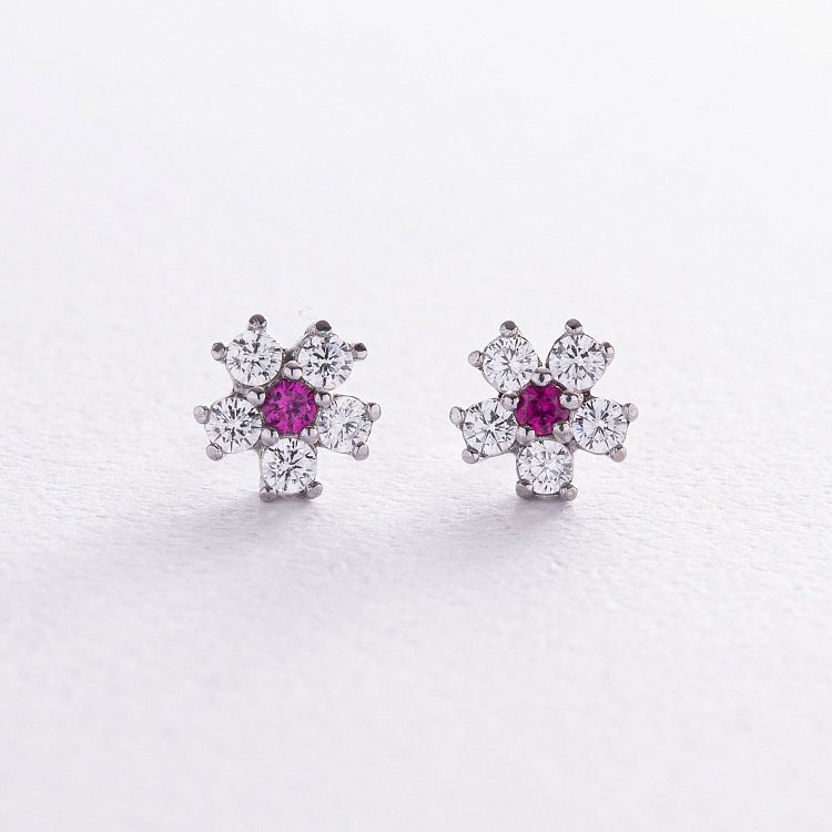 Срібні сережки - пусети "Квіточки" з фіанітами 766 від ювелірного магазину Онікс