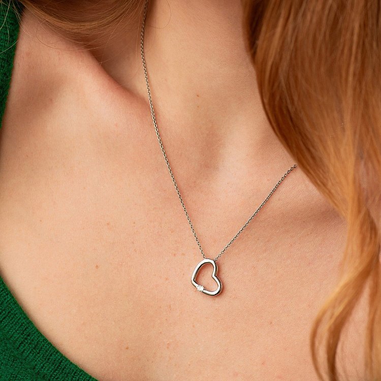 Срібне кольє "Сердечко" з фіанітом 1109 від ювелірного магазину Онікс - 1